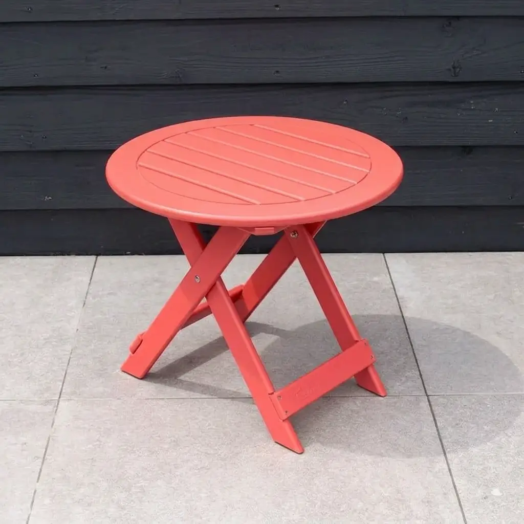 Comfy Chair bijzettafel van massief kunststof in de kleur Pastel Rood. Authentiek Canadees Adirondack model.