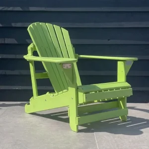 Verstelbare Adirondack stoel gemaakt van kunststof in de kleur lime groen. Verstelbaar in 2 posities.